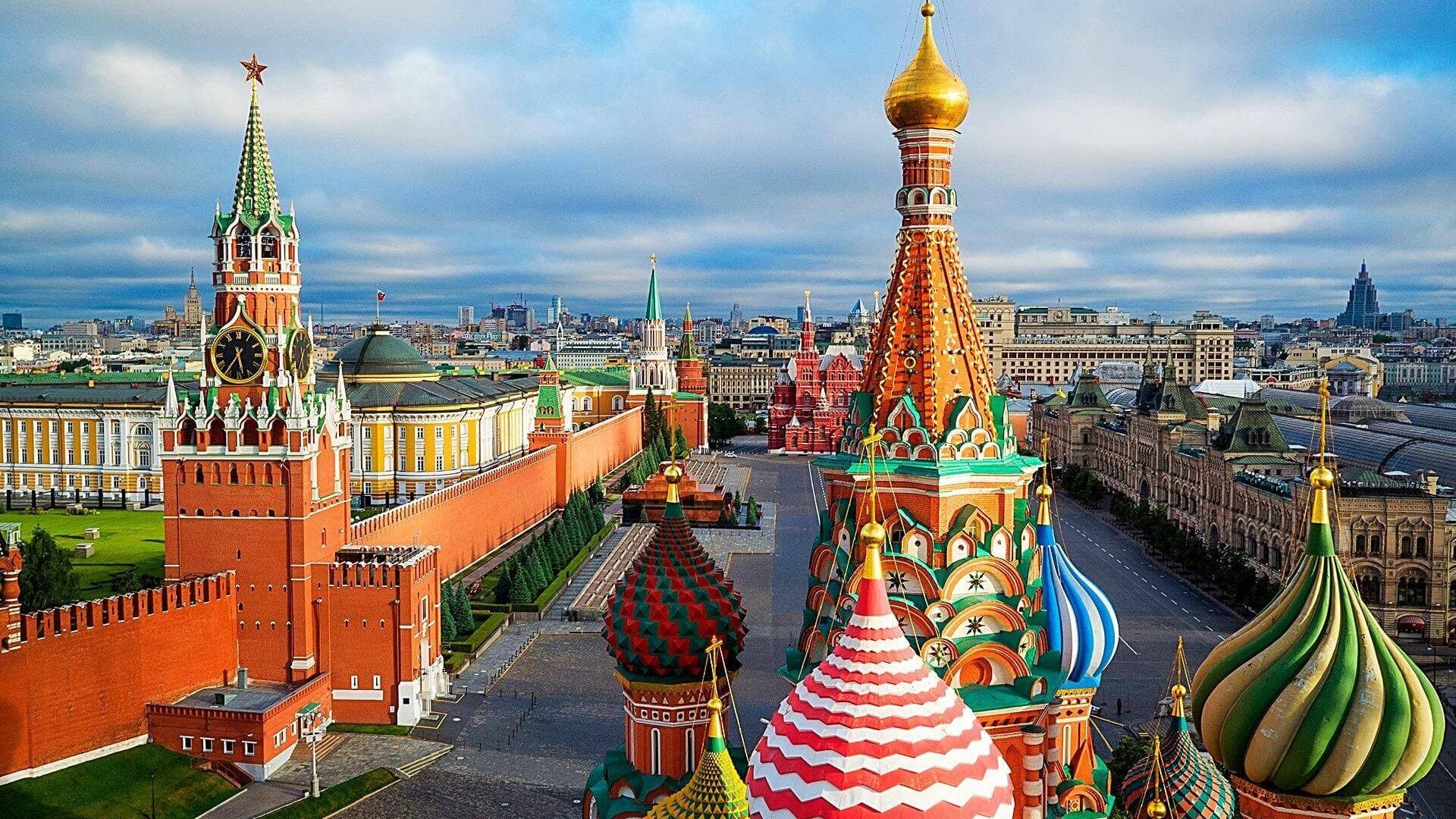 По историческим улицам Москвы