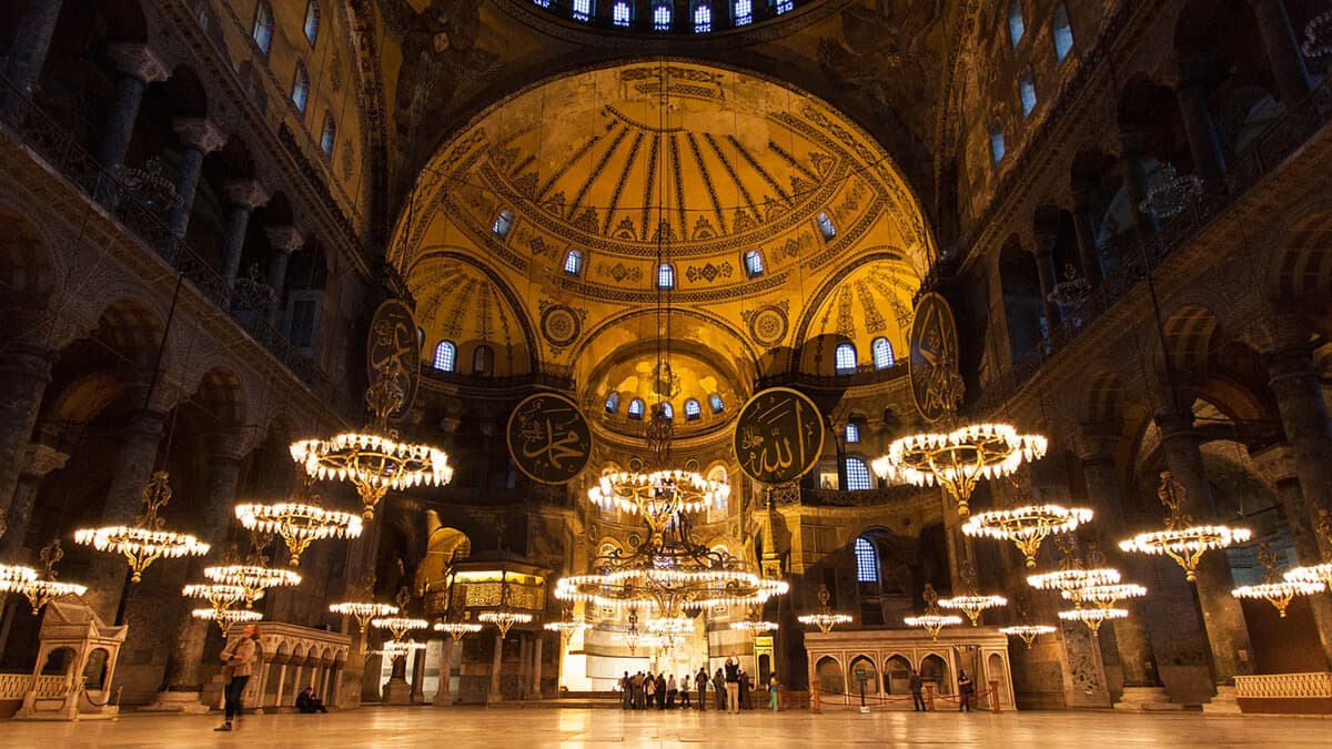 Собор Айя-София (Hagia Sophia)