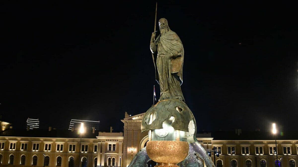 Памятник Стефану Неманье