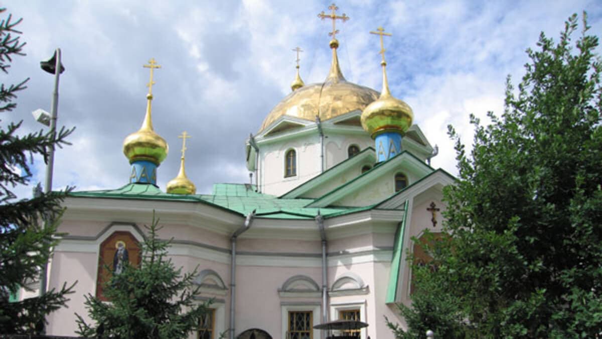 Нарымский сквер — Вознесенский собор — Цирк