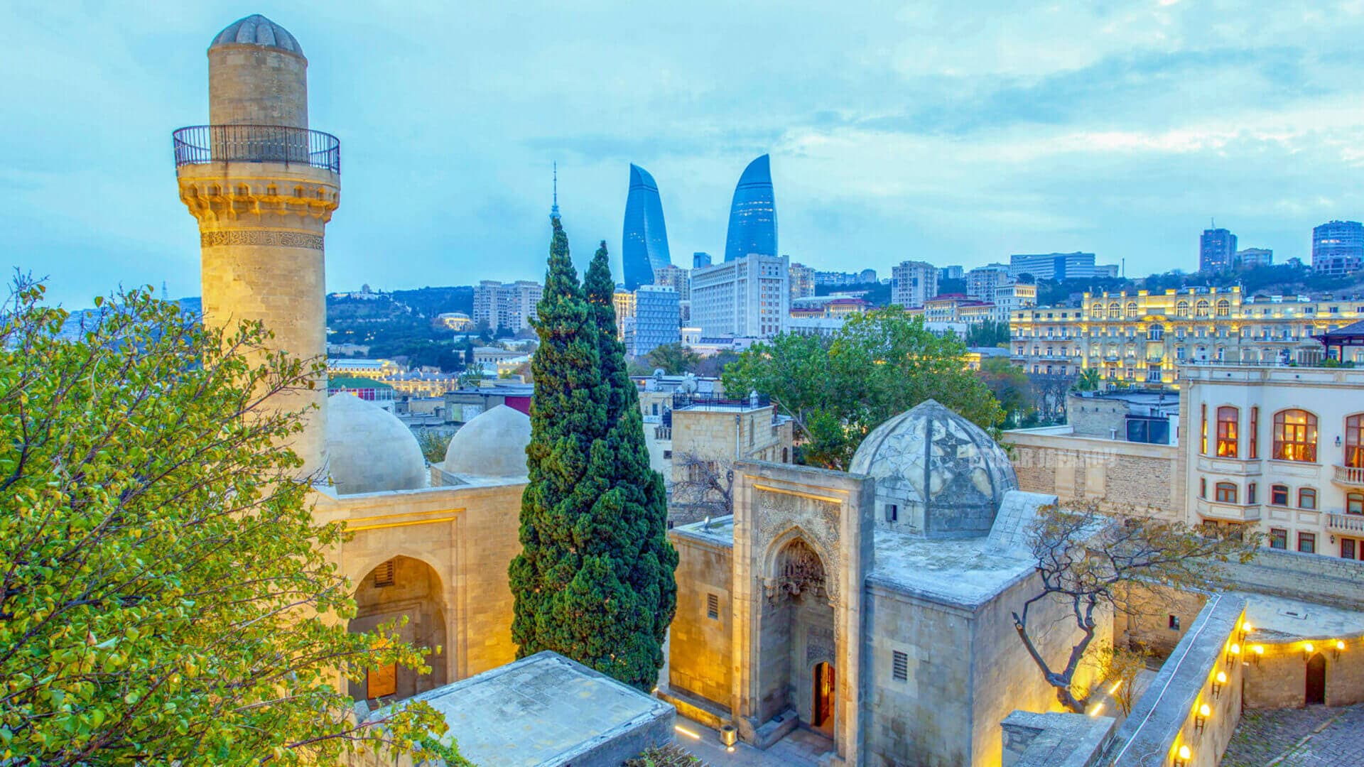 Баку: Внутренний город – Приморский бульвар