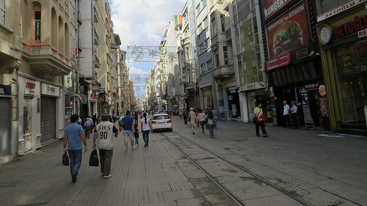 Улица Истикляль Улица Истикляль