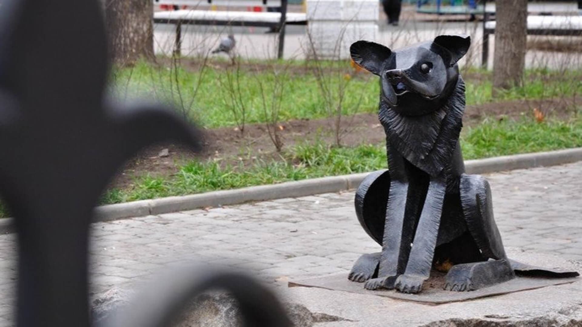Самые необычные и популярные памятники Питера Самые необычные и популярные памятники Питера