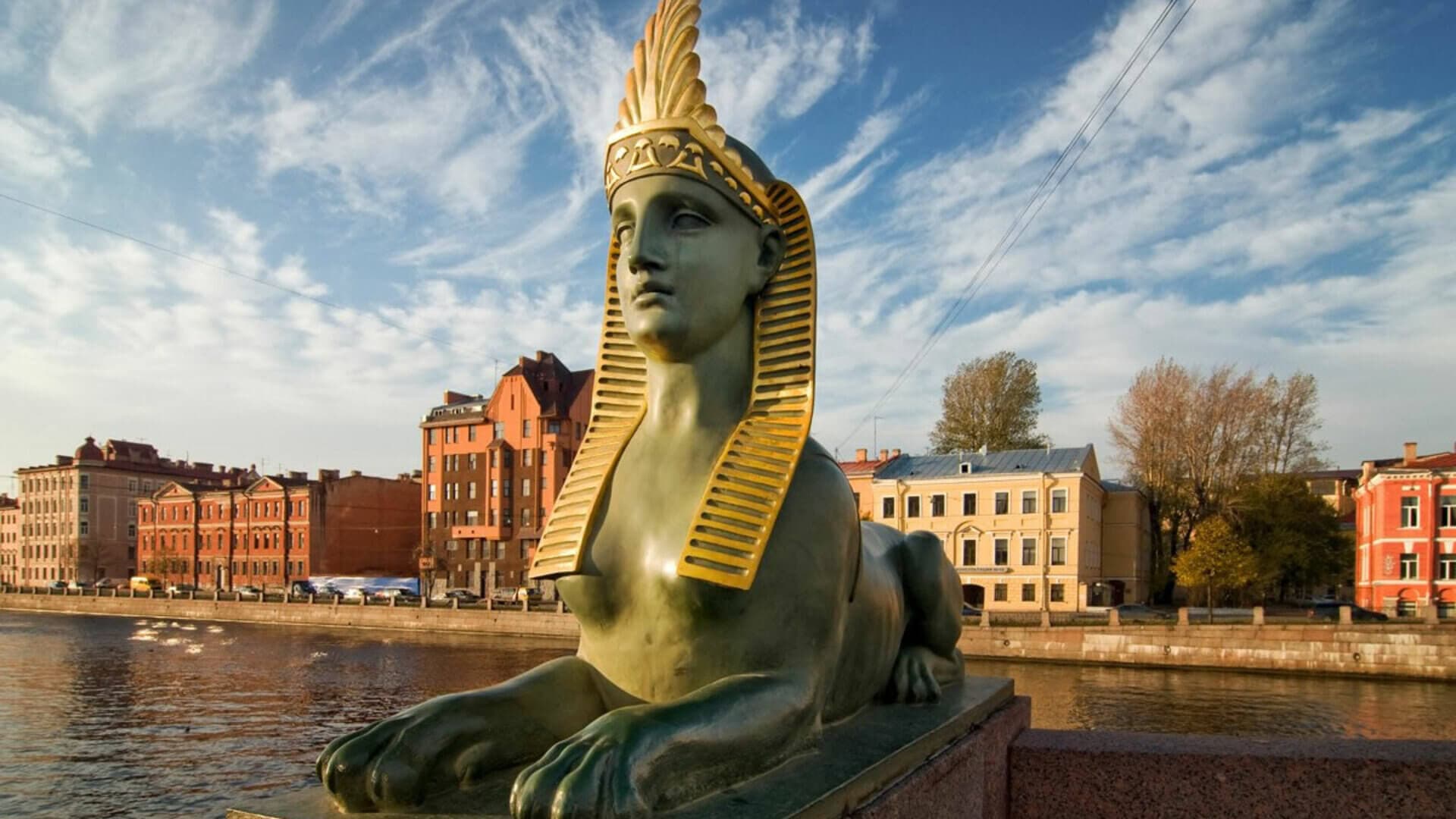 Призраки Санкт-Петербурга: прогулка по самым мистическим местам города Призраки Санкт-Петербурга: прогулка по самым мистическим местам города