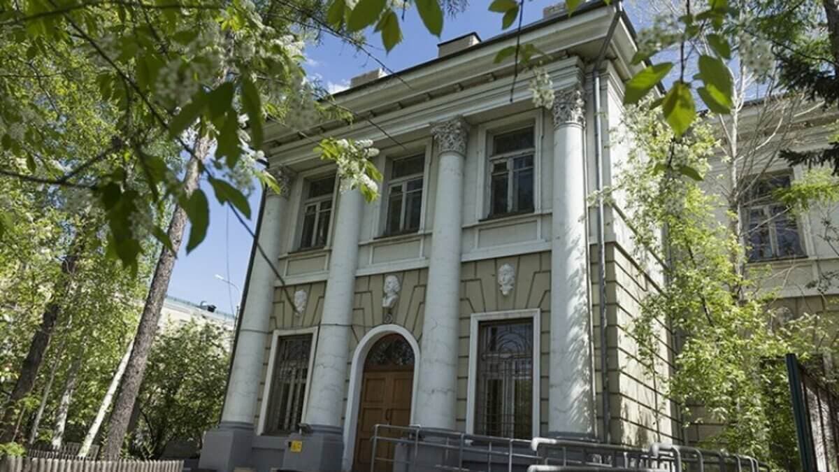 Краеведческий музей имени А. К. Кузнецова Краеведческий музей имени А. К. Кузнецова